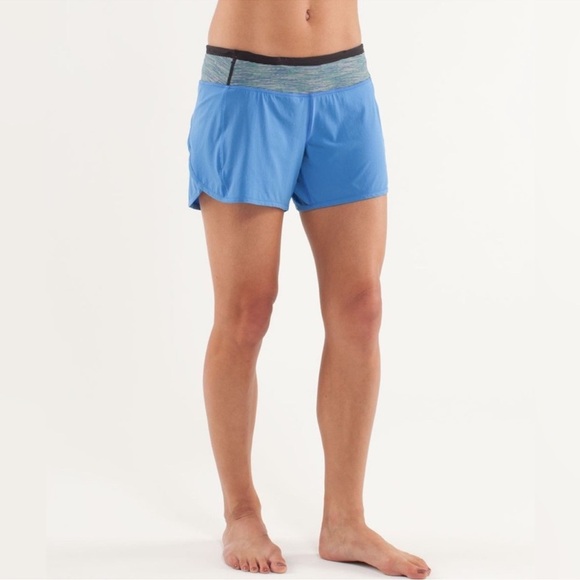Lululemon Turbo Run Short in Porcelaine / Wee Are From Space Deep Coal M… - Picture 3 of 10
